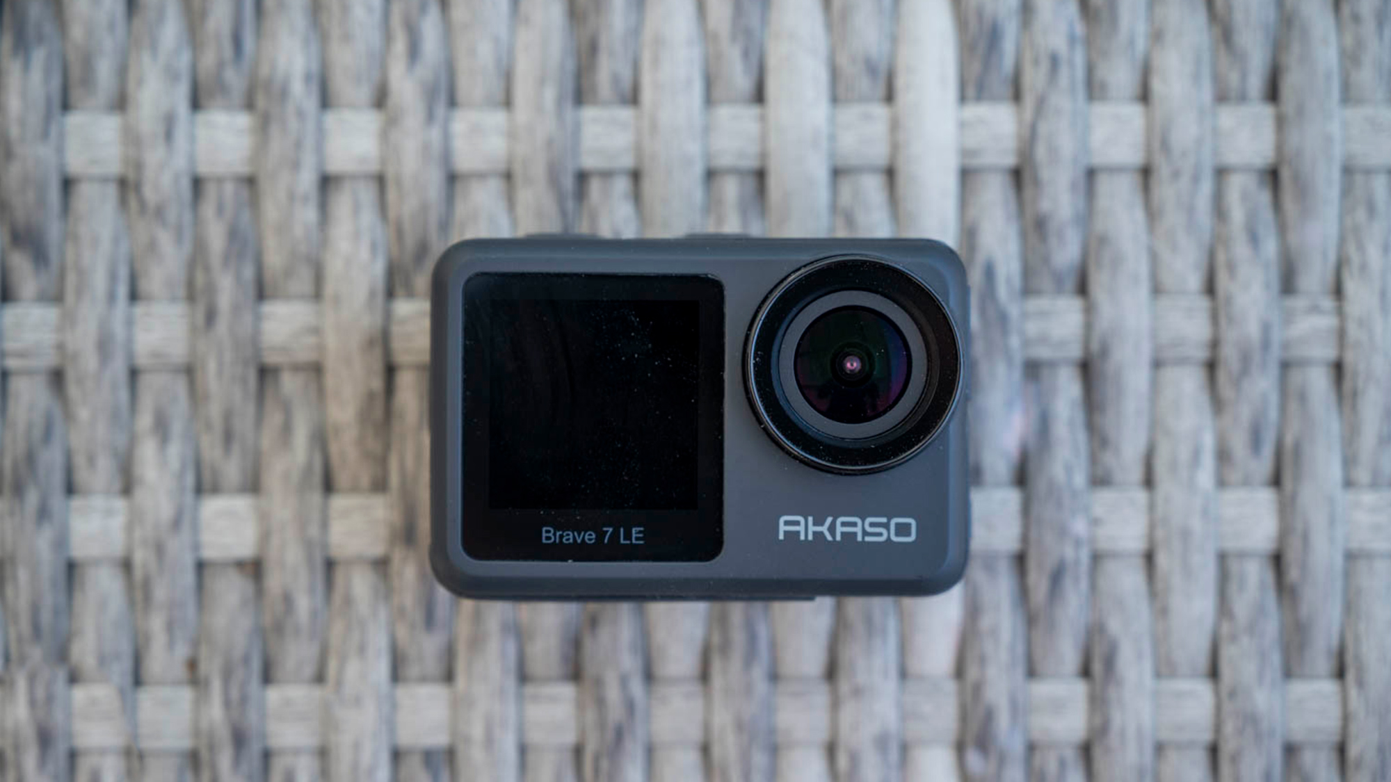 Akaso Brave 7 LE Review: uma câmera de ação para vloggers